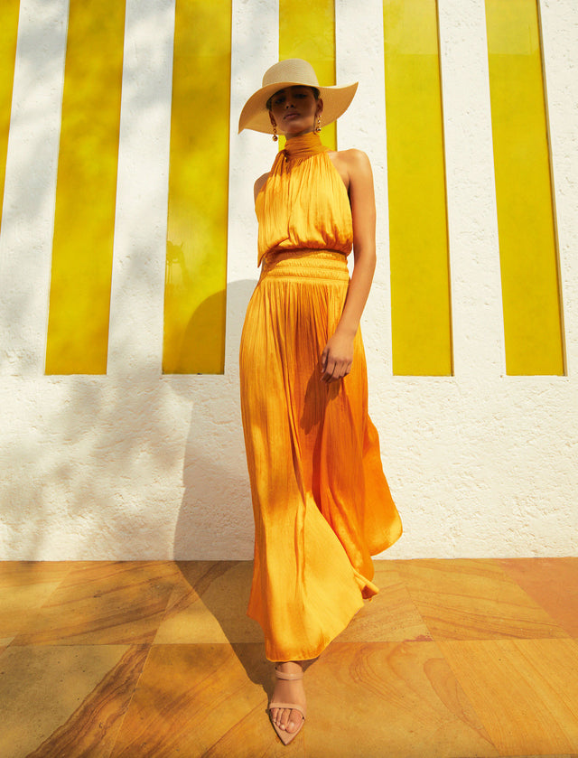 Golden Xenia Halter Gown | Dresses | BCBGMAXAZRIA 2UX5D05E-G2Y-XXS