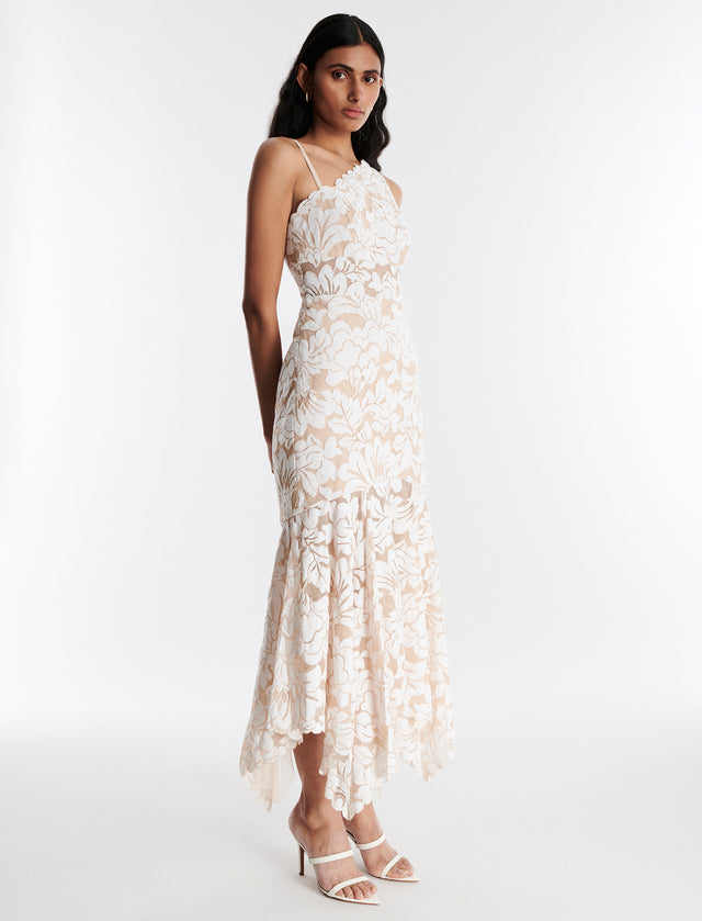 Alabama Lace Ruffle Gown | Dresses | BCBGMAXAZRIA MX03D32E-NAT-0